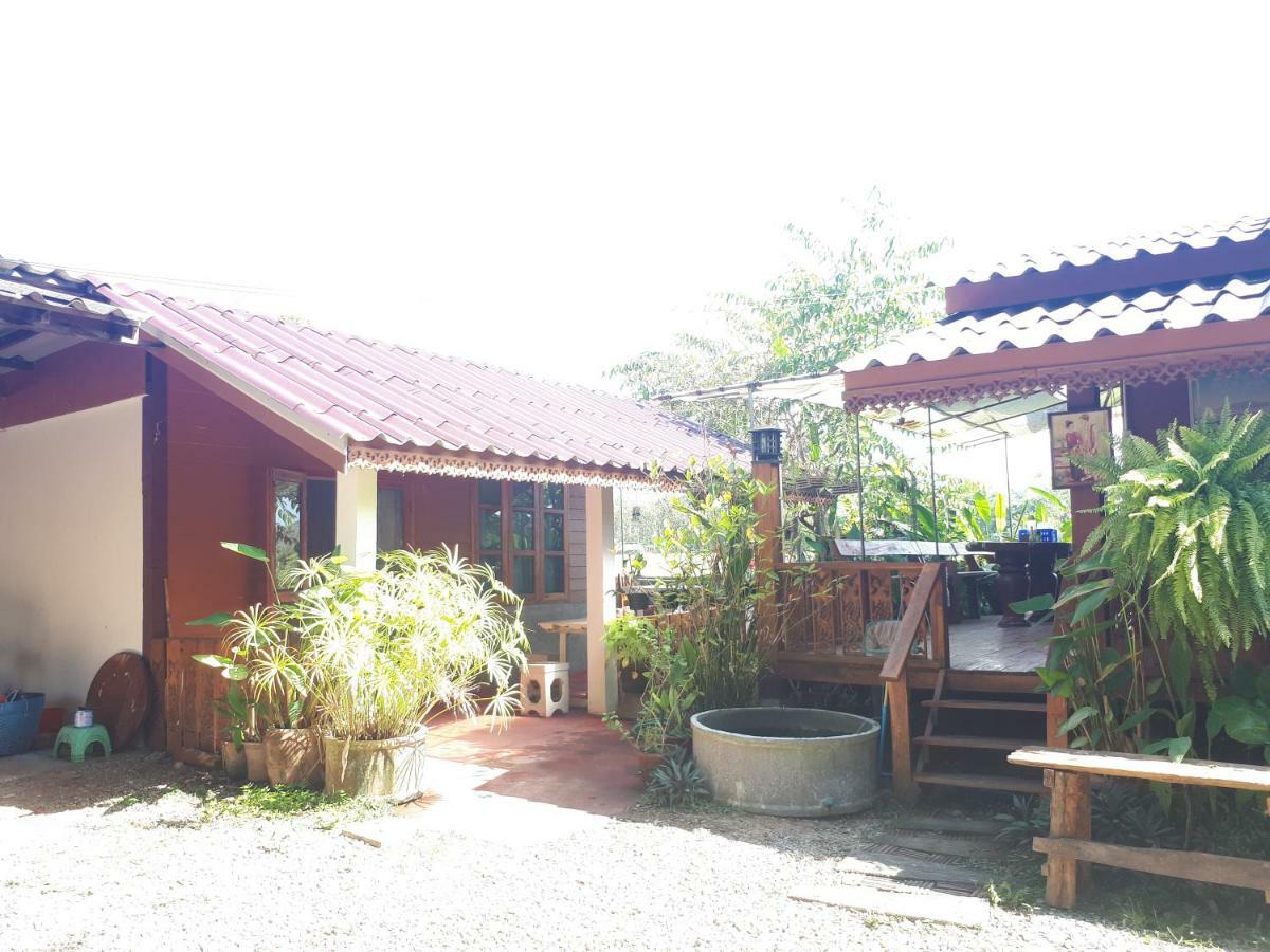 Baan Bar Cafe Hotel Mae Chaem Exterior photo