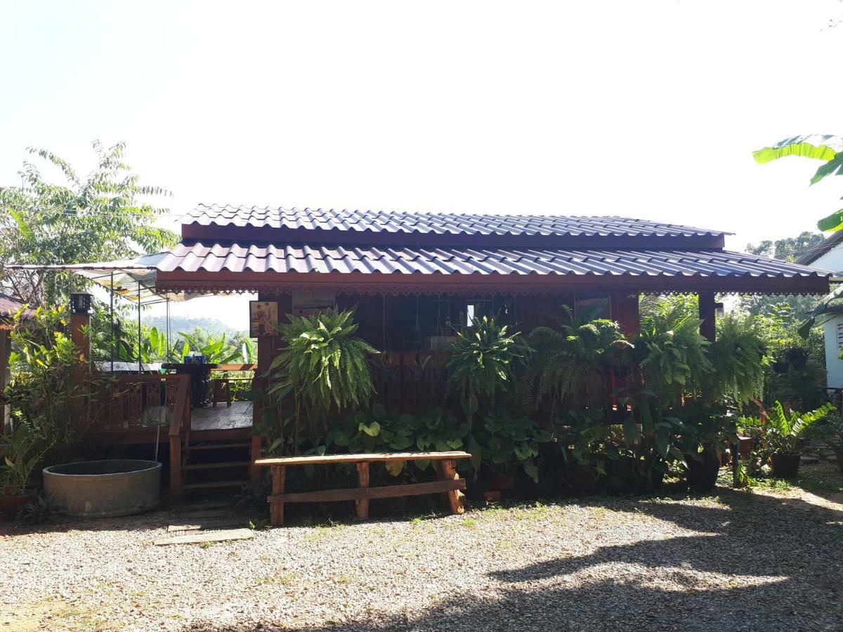 Baan Bar Cafe Hotel Mae Chaem Exterior photo